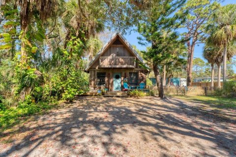 House in Englewood, Florida 3 bedrooms, 146.14 sq.m. № 1513201 - photo 1