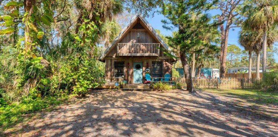 House in Englewood, Florida 3 bedrooms, 146.14 sq.m. № 1513201