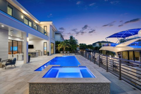 Casa en venta en Boca Raton, Florida, 5 dormitorios, 529.45 m2 № 724929 - foto 1