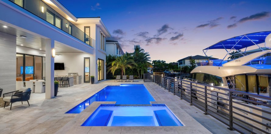 Casa en Boca Raton, Florida 5 dormitorios, 529.45 m2 № 724929
