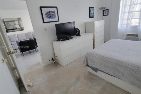 Condominio en alquiler en Sunny Isles Beach, Florida, 1 dormitorio, 59.36 m2 № 2270877 - foto 6