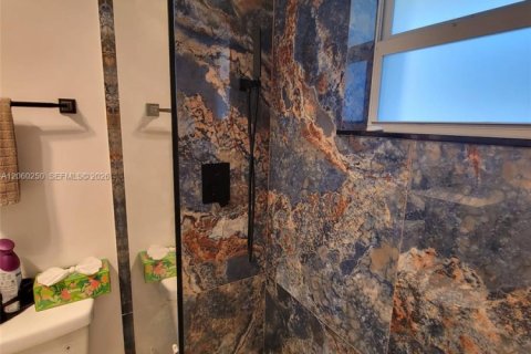 Condominio en alquiler en Sunny Isles Beach, Florida, 1 dormitorio, 59.36 m2 № 2270877 - foto 15