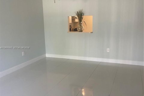 Copropriété à louer à Plantation, Floride: 1 chambre, 70.98 m2 № 2021842 - photo 14