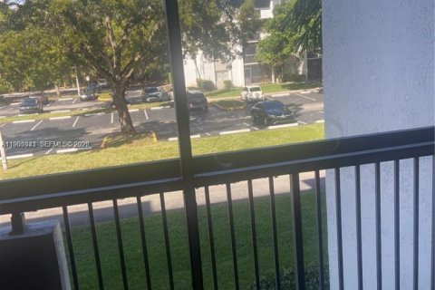 Copropriété à louer à Plantation, Floride: 1 chambre, 70.98 m2 № 2021842 - photo 4