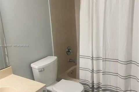 Copropriété à louer à Plantation, Floride: 1 chambre, 70.98 m2 № 2021842 - photo 9