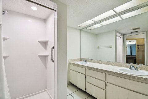 Copropriété à vendre à Holiday, Floride: 2 chambres, 142.51 m2 № 1916033 - photo 11
