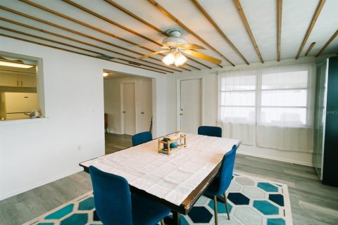 Villa ou maison à vendre à Holiday, Floride: 2 chambres, 108.14 m2 № 1853970 - photo 10