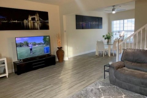 Townhouse in Celebration, Florida 3 bedrooms, 236.34 sq.m. № 1393242 - photo 4