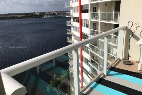 Copropriété à vendre à Miami, Floride: 1 chambre, 79.99 m2 № 1957613 - photo 4