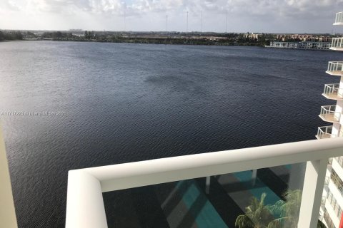 Copropriété à vendre à Miami, Floride: 1 chambre, 79.99 m2 № 1957613 - photo 10