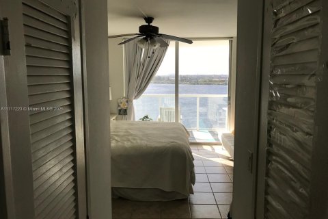 Copropriété à vendre à Miami, Floride: 1 chambre, 79.99 m2 № 1957613 - photo 19