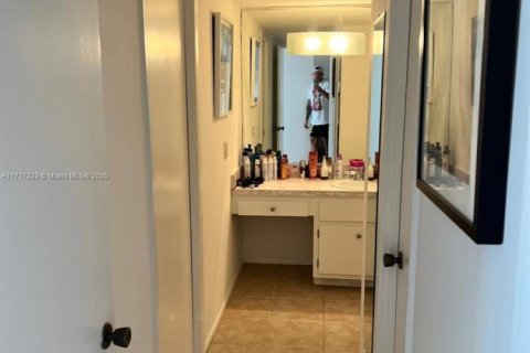 Copropriété à vendre à Miami, Floride: 1 chambre, 79.99 m2 № 1957613 - photo 13