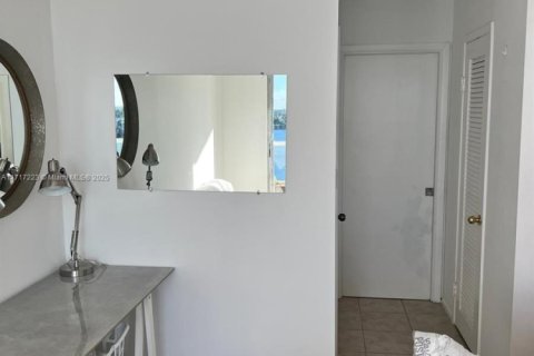 Copropriété à vendre à Miami, Floride: 1 chambre, 79.99 m2 № 1957613 - photo 24
