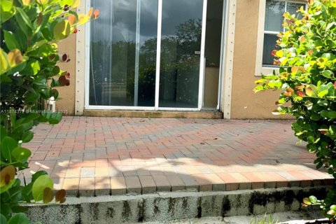 Touwnhouse à vendre à Dania Beach, Floride: 3 chambres, 150.13 m2 № 1926031 - photo 23