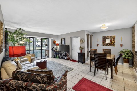Copropriété à vendre à West Palm Beach, Floride: 2 chambres, 103.21 m2 № 2017935 - photo 5