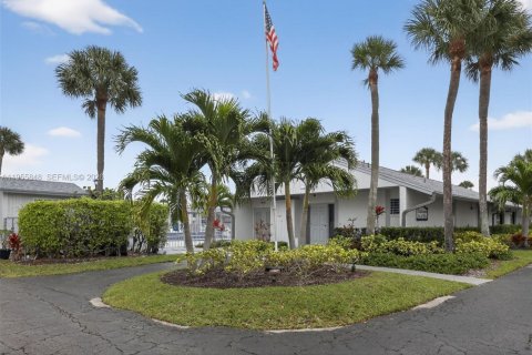 Copropriété à vendre à West Palm Beach, Floride: 2 chambres, 103.21 m2 № 2017935 - photo 23