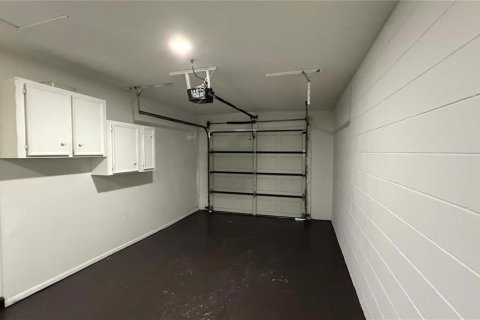 Villa ou maison à louer à Kissimmee, Floride: 2 chambres, 92.9 m2 № 2406234 - photo 27