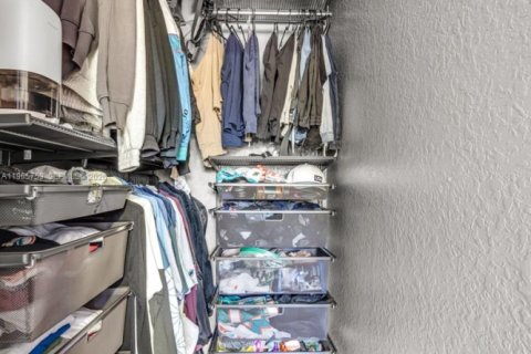 Townhouse in Doral, Florida 3 bedrooms, 131.92 sq.m. № 2027450 - photo 26