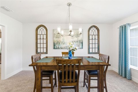 House in Homosassa, Florida 4 bedrooms, 202.25 sq.m. № 2123715 - photo 9