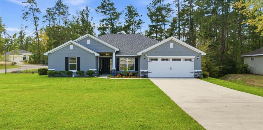House in Homosassa, Florida 4 bedrooms, 202.25 sq.m. № 2123715