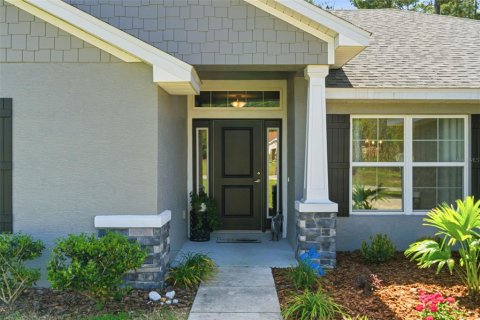 House in Homosassa, Florida 4 bedrooms, 202.25 sq.m. № 2123715 - photo 4