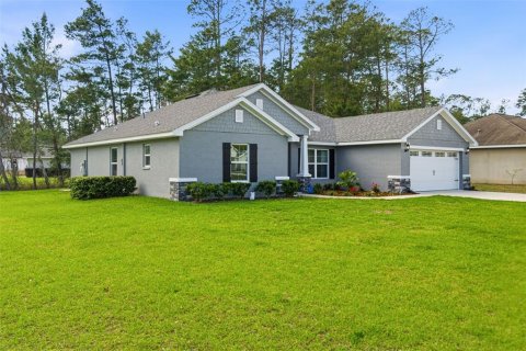 House in Homosassa, Florida 4 bedrooms, 202.25 sq.m. № 2123715 - photo 5