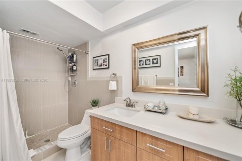 Condominio en alquiler en North Miami, Florida, 2 dormitorios, 113.71 m2 № 1991869 - foto 7