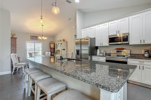 House in Winter Haven, Florida 3 bedrooms, 141.4 sq.m. № 1757483 - photo 10