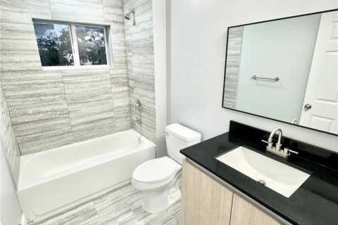 Touwnhouse à louer à Fort Lauderdale, Floride: 3 chambres, 171.87 m2 № 2001209 - photo 19