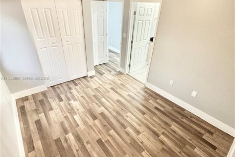 Touwnhouse à louer à Fort Lauderdale, Floride: 3 chambres, 171.87 m2 № 2001209 - photo 10