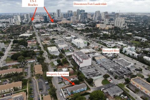 Touwnhouse à louer à Fort Lauderdale, Floride: 3 chambres, 171.87 m2 № 2001209 - photo 25