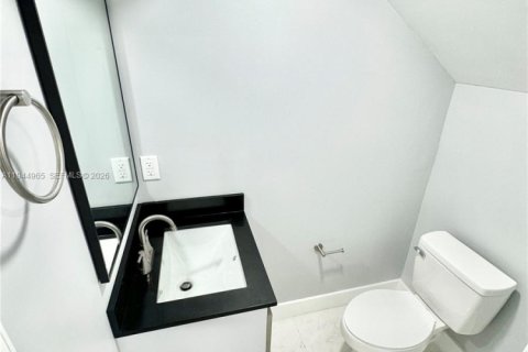 Touwnhouse à louer à Fort Lauderdale, Floride: 3 chambres, 171.87 m2 № 2001209 - photo 7