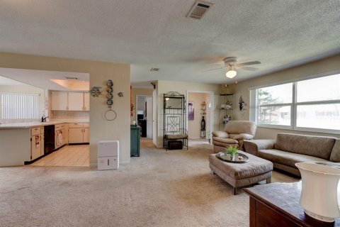 Villa ou maison à vendre à Ormond Beach, Floride: 2 chambres, 129.51 m2 № 1826777 - photo 7
