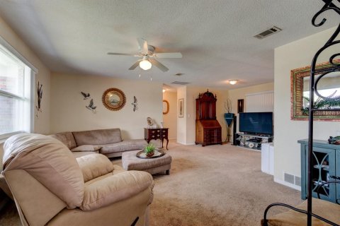 Villa ou maison à vendre à Ormond Beach, Floride: 2 chambres, 129.51 m2 № 1826777 - photo 6