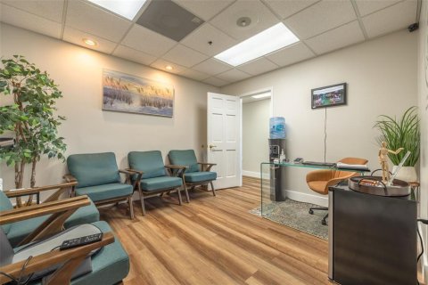 Immobilier commercial à vendre à Clearwater, Floride: 2051.84 m2 № 2108689 - photo 23