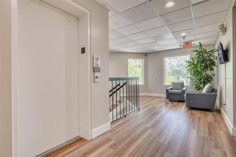Immobilier commercial à vendre à Clearwater, Floride: 2051.84 m2 № 2108689 - photo 9
