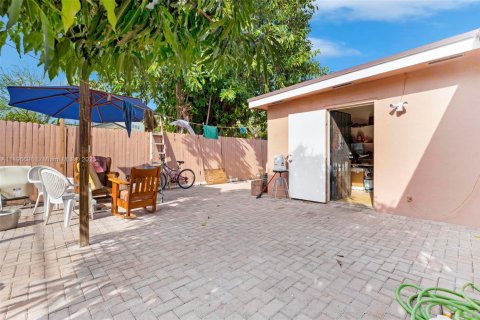 Villa ou maison à vendre à West Palm Beach, Floride: 3 chambres, 127.18 m2 № 1984760 - photo 13