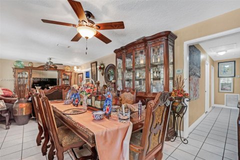 Villa ou maison à vendre à West Palm Beach, Floride: 3 chambres, 127.18 m2 № 1984760 - photo 19