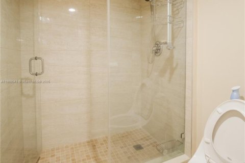 Copropriété à louer à Sunny Isles Beach, Floride: 3 chambres, 169.08 m2 № 1942056 - photo 24
