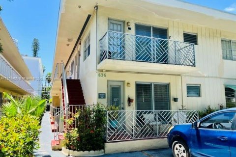 Condo in Miami Beach, Florida  № 1877532 - photo 2