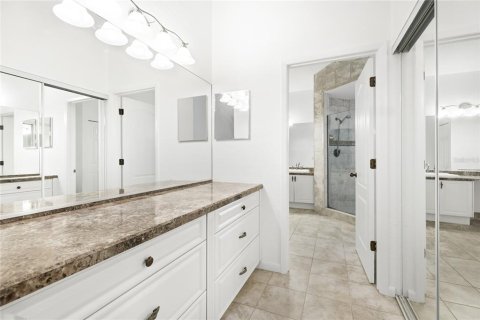 Купить кондоминиум в Сарасота, Флорида 10 комнат, 183.48м2, № 2100933 - фото 23