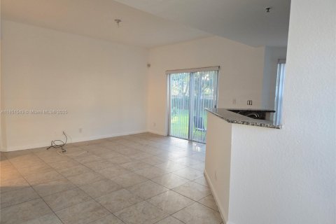 House in Boynton Beach, Florida 2 bedrooms № 1859227 - photo 3