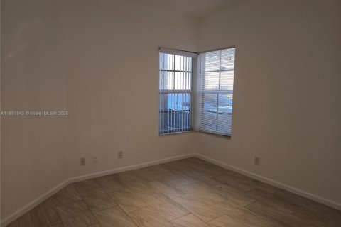 House in Boynton Beach, Florida 2 bedrooms № 1859227 - photo 7