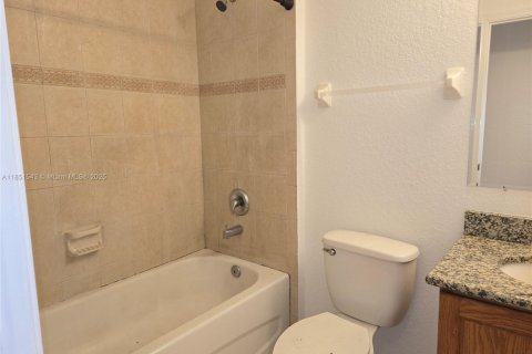 House in Boynton Beach, Florida 2 bedrooms № 1859227 - photo 8