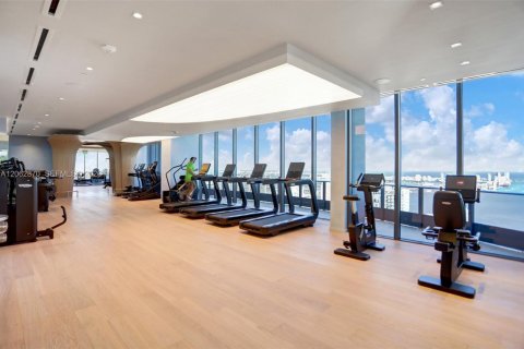 Condo in Miami, Florida, 1 bedroom  № 2249882 - photo 28