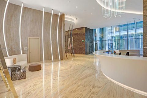 Condo in Miami, Florida, 1 bedroom  № 2249882 - photo 19