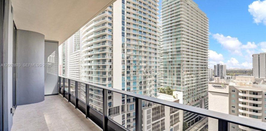 Condo in Miami, Florida, 1 bedroom  № 2249882