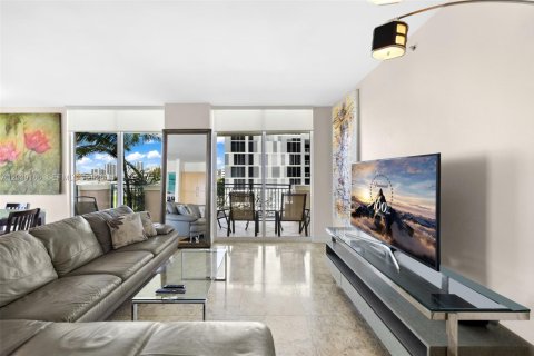 Condo à Sunny Isles Beach, Floride, 3 chambres  № 2089560