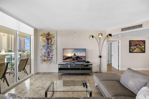 Copropriété à louer à Sunny Isles Beach, Floride: 3 chambres, 134.62 m2 № 2089560 - photo 6