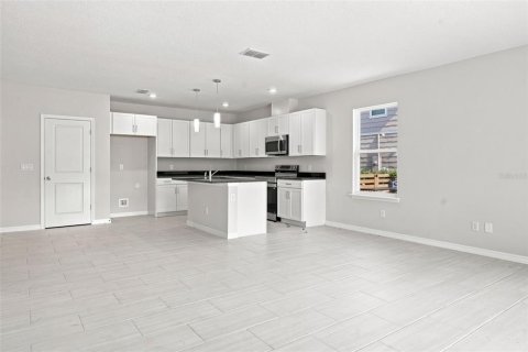 Villa ou maison à vendre à Sanford, Floride: 3 chambres, 173.73 m2 № 2289533 - photo 6